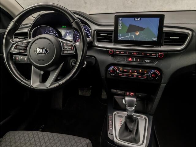 KIA CEE D Ceed Sportswagon 1.4 T-GDi DynamicLine 141Pk Automaat (APPLE CARPLAY, GROOT NAVI, CAMERA, TREKHAAK, SPORTSTOELEN, CLIMATE, LANE ASSIST, NIEUWE APK, NIEUWSTAAT)