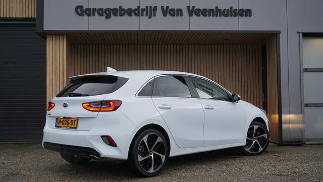KIA CEE D Ceed 1.0 T-GDi 120pk Dynamic Plus-Line H-Leder 18inch LM Keyless LED Stoel & Stuurverwarming *1e Eigenaar* 37255km!