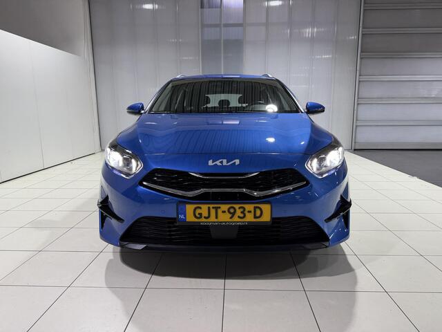 KIA CEE D Ceed Sportswagon 1.5 T-GDi DynamicLine Trekhaak, Apple Carplay/Android Auto, Navigatie, Camera.