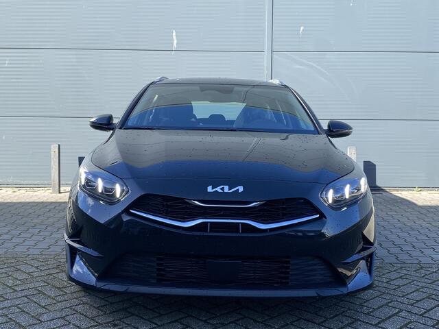 KIA CEE D Ceed SW 1.5 T-GDi MHEV DCT7 DynamicLine | Navigatie | Parkeercamera | Climate Control | Cruise Control Adaptief |