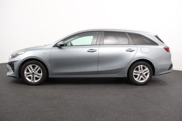 KIA CEE D Ceed Sportswagon 1.0 T-GDi Active SW | Navigatie | Apple Carplay/Android Auto | Climate Control | Camera | Extra Getint Glas