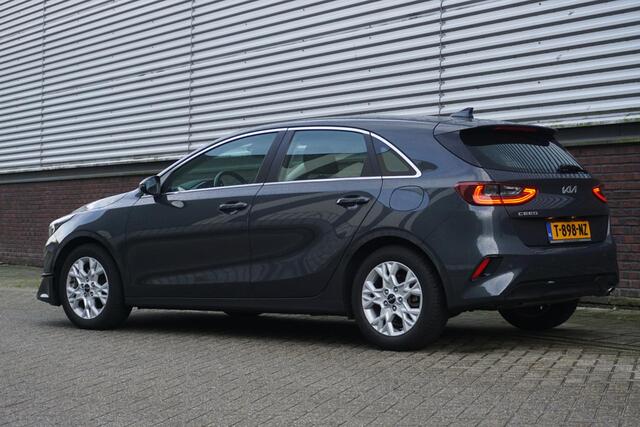 KIA CEE D Ceed 1.0 T-GDi 120PK DynamicLine/Geen Importauto/ All-Seasonbanden.