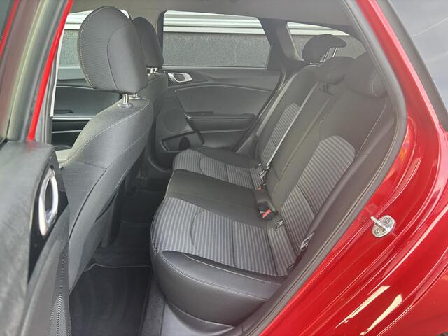 KIA CEE D Ceed Sportswagon 1.5 T-GDi DynamicPlusLine Apple Carplay en/of Android auto Navigatie, Stoel- & Stuurwiel verwarmd,