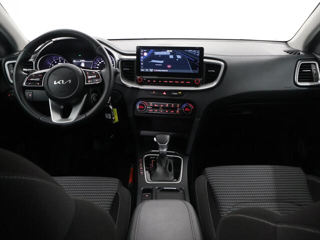 KIA CEE D Ceed SW 1.5 T-GDi DCT7 DynamicLine | Navigatie | Parkeercamera | Climate Control | Cruise Control Adaptief |