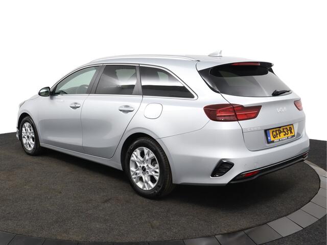 KIA CEE D Ceed Sportswagon 1.5 T-GDi DynamicPlusLine - Navigatie - LED Koplampen - Stoel/Stuurverwarming - Climate Control - Cruise Control - Fabrieksgarantie Tot 2031