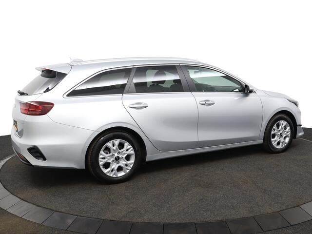 KIA CEE D Ceed Sportswagon 1.5 T-GDi DynamicPlusLine - Navigatie - LED Koplampen - Stoel/Stuurverwarming - Climate Control - Cruise Control - Fabrieksgarantie Tot 2031