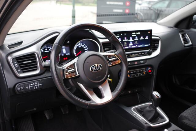 KIA CEE D Ceed Sportswagon 1.5 T-GDi 160 PK DynamicLine, Cruise Control, Camera, Navigatie