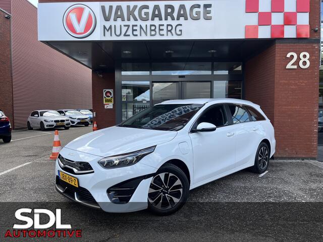 KIA CEE D Ceed Sportswagon 1.6 GDI PHEV DynamicLine // FULL LED // KEYLESS // CAMERA+SENSOREN // STOEL+STUURVERWARMING // NAVI+CARPLAY //