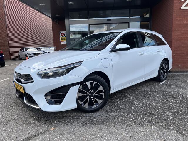 KIA CEE D Ceed Sportswagon 1.6 GDI PHEV DynamicLine // FULL LED // KEYLESS // CAMERA+SENSOREN // STOEL+STUURVERWARMING // NAVI+CARPLAY //
