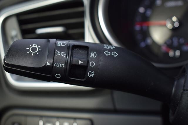 KIA CEE D Ceed 1.0 T-GDi DynamicLine Cruise Control | Navigatie | Camera | Bluetooth | 16"LMV | Tot 10Jr. Kia-Garantie