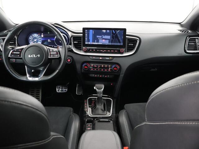 KIA CEE D Ceed Sportswagon 1.5 T-GDi GT-Line | Panoramadak | Navigatie | Parkeercamera | Stoel/Stuurverwarming | Keyless Go |
