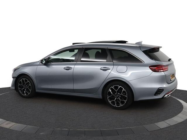 KIA CEE D Ceed Sportswagon 1.5 T-GDi GT-Line - Schuif/kantel dak - Adaptieve cruise control - Stoel/Stuurverwarming - AppleCarplay - Android Auto - 7 Jaar of 150.000km Fabrieksgarantie