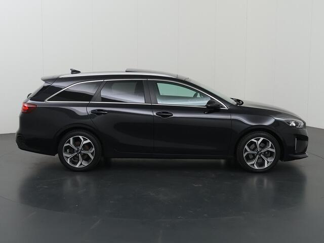 KIA CEE D Ceed Sportswagon 1.6 GDI PHEV ExecutiveLine | Panoramadak | Elekt. Stoelverstelling met geheugen | Stoelventilatie | Stoel/Stuurwielverwarming |