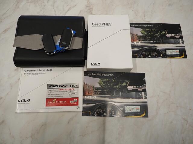 KIA CEE D Ceed Sportswagon 1.6 GDI PHEV ExecutiveLine | Panoramadak | Camera | Leder | Adaptive Cruise | Keyless | Memory | Carplay