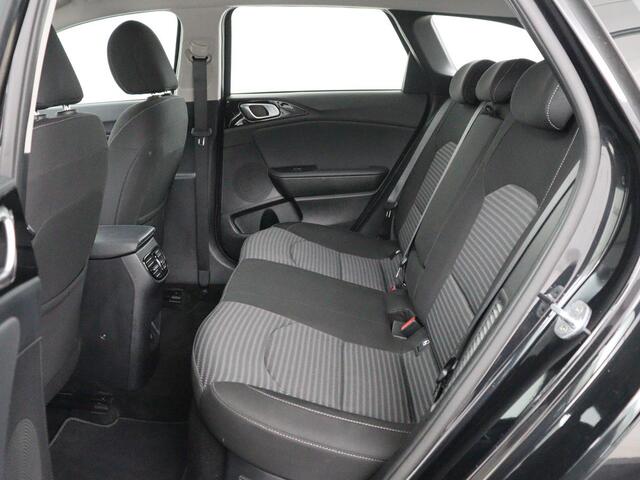 KIA CEE D Ceed Sportswagon 1.6 GDI PHEV DynamicLine | Stoel & stuurverwarming | Adaptive Cruise Camera | Navigatie | Xenon | Climate control | Carplay