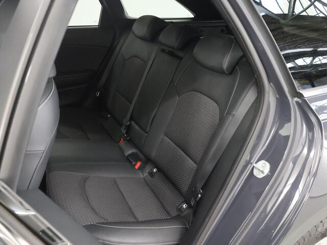 KIA CEE D Ceed Sportswagon 1.0 T-GDi DynamicPlusLine | Trekhaak Afneembaar | Stoel/Stuurwielverwarming | Navigatie | Parkeercamera | Climate control | Keyless Go |