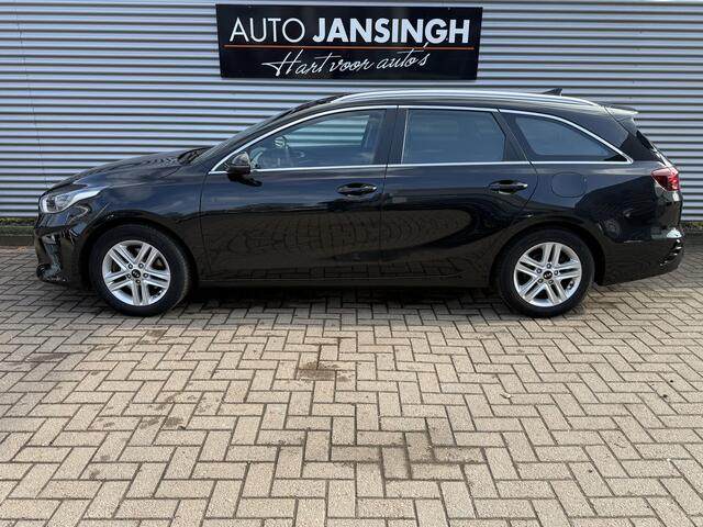 KIA CEE D Ceed Sportswagon 1.5!! T-GDi DynamicLine met 1400 kg trekgewicht! | Camera | Trekhaak | Navi | Cruise | Apple Carplay/Android Auto | Rijstrooksensor | RIJKLAARPRIJS INCL 12 MAANDEN GARANTIE EN BEURT