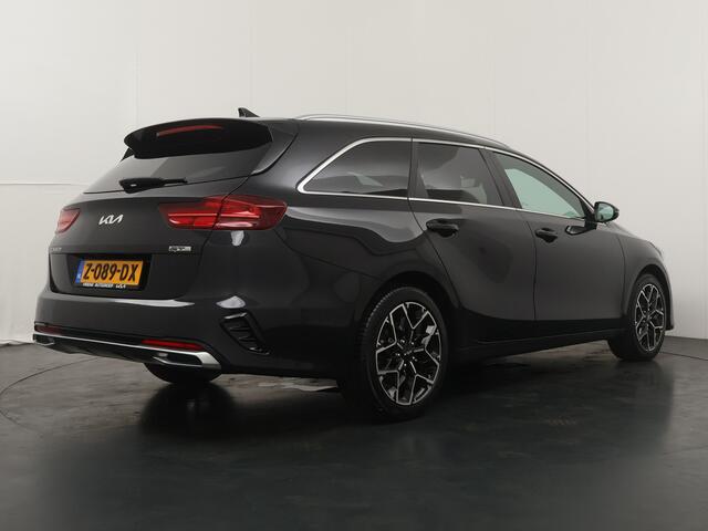 KIA CEE D Ceed Sportswagon 1.5 T-GDi GT-Line - Schuif/kantel dak - Camera - Navigatie - AppleCarplay Android Auto - 7 Jaar of 150.000km Fabrieksgarantie