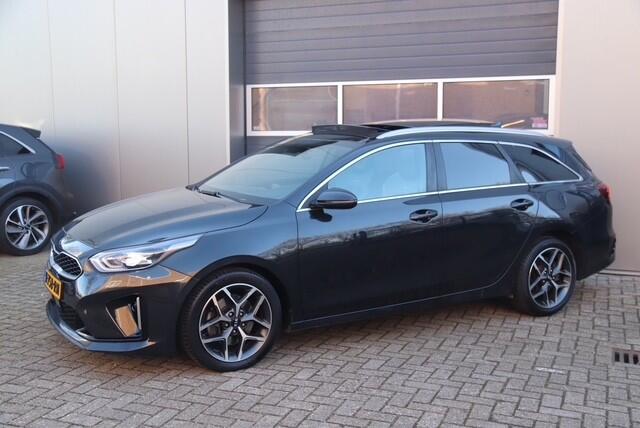 KIA CEE D Ceed 1.4 T-GDI GT-Line Automaat, Stoel & Stuurverwarmd, Pano, Camera