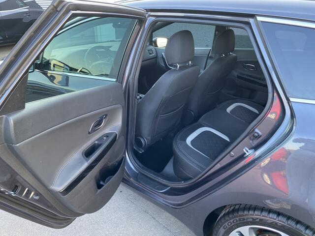 KIA CEE D cee'd Sportswagon 1.0 T-GDi GT-PlusLine Navigatie, Stoel- & Stuurwielverwarming, Climte control, LMV 17", Achteruitrijcamera, Parkeersensoren, Dealeronderhouden