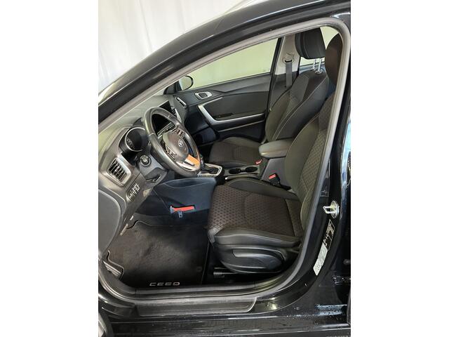 KIA CEE D Ceed Sportswagon 1.0 T-GDi DynamicLine AUTOMAAT/ECC/APPLE/CAMERA/CRUISE