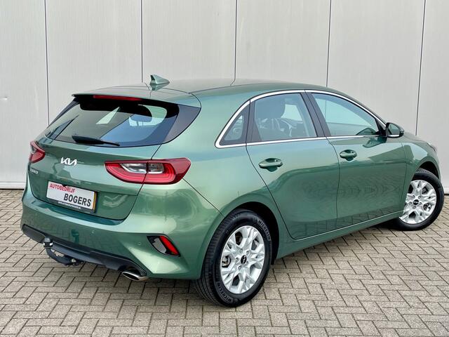 KIA CEE D Ceed 1.0 T-GDi DynamicLine Navigatie, Climate Control, Cruise Control, Trekhaak, 16"Lm, Achteruitrijcamera,