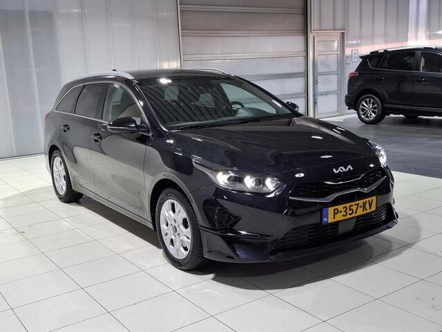 KIA CEE D Ceed Sportswagon 1.5 T-GDi DynamicPlusLine Stoel en Stuur verwarming, Apple Carplay/Android Auto, Navigatie, Camera.