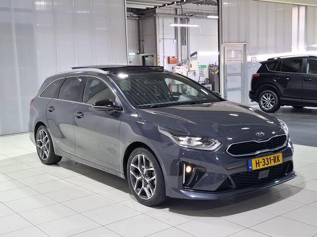 KIA CEE D Ceed Sportswagon 1.4 T-GDi GT-Line Trekhaak, Stoel en Stuur verwarming, Schuif kantel dak.