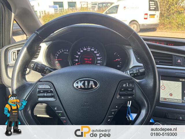 KIA CEE D cee'd Sportswagon 1.0 T-GDi Design Edition GARANTIE/CARPLAY/CAMERA/LICHTMETAAL/STUURMODI/ rijklaarprijs!
