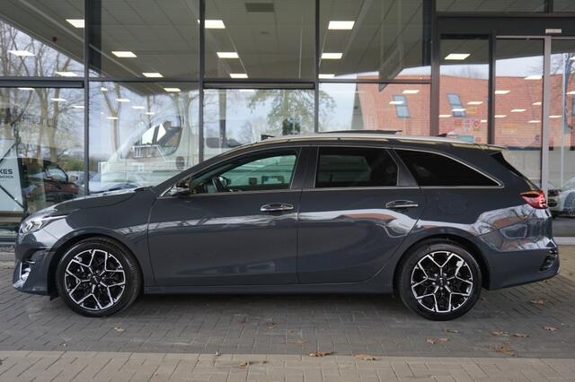 KIA CEE D Ceed Sportswagon 1.5 T-GDi GT-Line | Schuif-/kanteldak | Stoel-/stuurverwarming