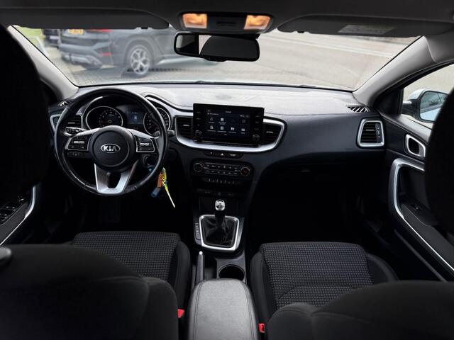 KIA CEE D 1.5 T-GDI 160PK CARPLAY CAMERA STOEL/STUUR VERWARMING
