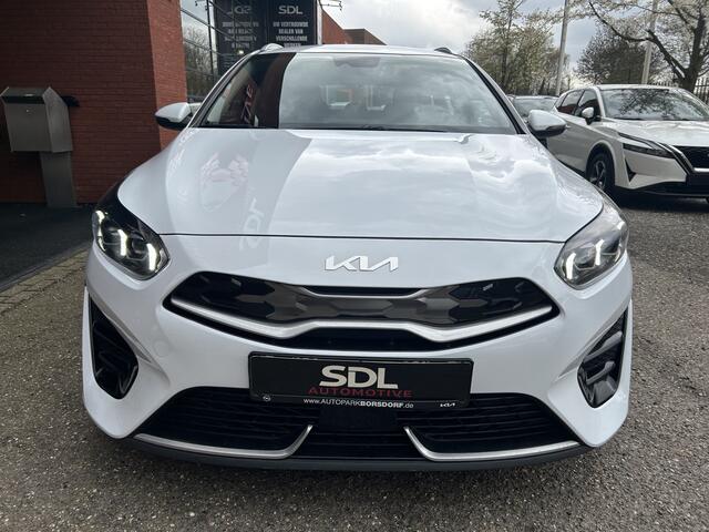 KIA CEE D Ceed Sportswagon 1.6 GDI PHEV DynamicLine // FULL LED // APPLE CARPLAY / ANDROID AUTO // ADAPTIVE CRUISE // KEYLESS // STOEL + STUURVERWARMING