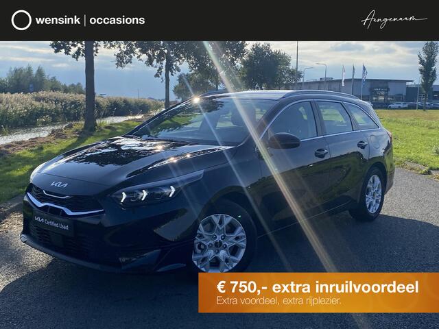 KIA CEE D Ceed Sportswagon 1.5 T-GDi DynamicLine | Demo | Apple Carplay/Android Auto | Camera | Adaptieve cruise control | LED | DAB |