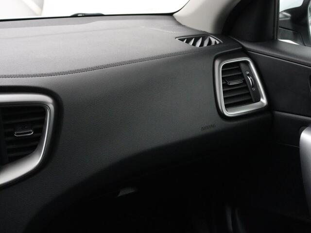 KIA CEE D Ceed 1.0 T-GDi DynamicLine | Automaat | Carplay | Camera | Navigatie | Cruise control | Climate control | DAB | Bluetooth | Parkeerhulp