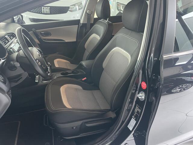 KIA CEE D cee'd 1.6 GDI DynamicLine Achteruitrijcamera - Apple carplay - Trekhaak afneembaar - Parkeersensor achter - Cruise control - Bluetooth - Elektrische ramen - Led verlichting - Radio - Stuur multifunctioneel - Stuur leder - Start/stop systeem - Licht metale