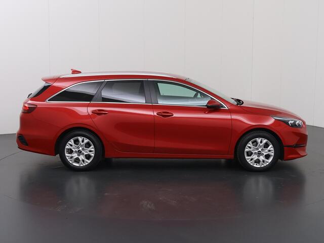 KIA CEE D Ceed Sportswagon 1.5 T-GDi MHEV DynamicPlusLine | Trekhaak | Stoel/Stuurwielverwarming | Navigatie | Dodehoekdetectie | Keyless | Elektr. Achterklep |