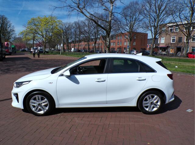 KIA CEE D Ceed 1.4 T-GDi DynamicPlusLine 141 PK,,, stuurverwarming nw banden