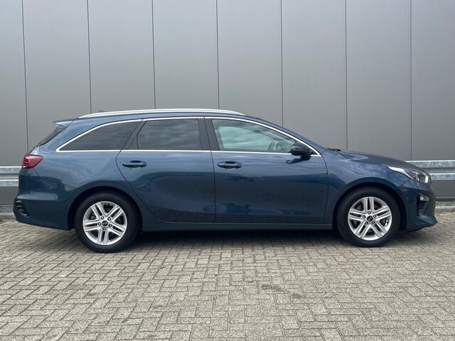 KIA CEE D Ceed Sportswagon 1.0 T-GDi MHEV DynamicPlusLine NAP / Camera / Stuur- Stoel-Verw. / APK 08-04-2028