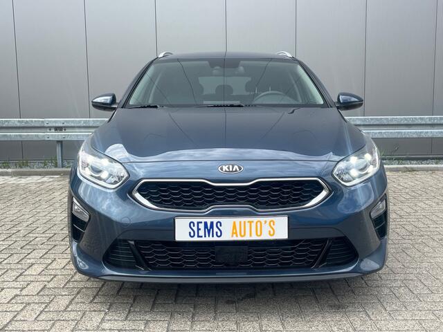 KIA CEE D Ceed Sportswagon 1.0 T-GDi MHEV DynamicPlusLine NAP / Camera / Stuur- Stoel-Verw. / APK 08-04-2028