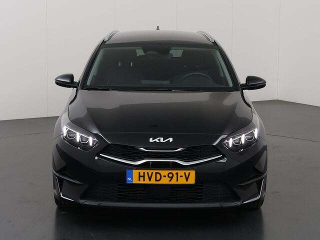 KIA CEE D Ceed Sportswagon 1.5 T-GDi DynamicPlusLine DCT7 Automaat | Stoel- en stuurwielverwarming | Parkeersensoren achter | Adaptieve cruise control | Dodehoekassistentie | Afneembare Trekhaak |