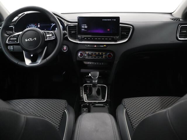 KIA CEE D Ceed Sportswagon 1.5 T-GDi DynamicPlusLine DCT7 Automaat | Stoel- en stuurwielverwarming | Parkeersensoren achter | Adaptieve cruise control | Dodehoekassistentie | Afneembare Trekhaak |