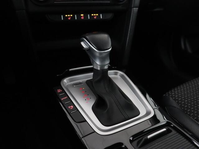 KIA CEE D Ceed 1.6 GDI PHEV DynamicPlusLine | SOH 96% | Stoelverwarming | Adaptive cruise | Camera | Carplay | Stuurverwarming | Navigatie | Full LED | Climate control | Half leder | Plug In