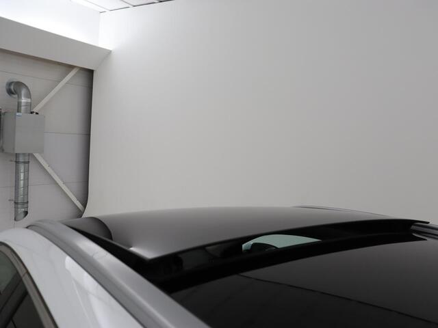 KIA CEE D Ceed 1.6 GDI PHEV ExecutiveLine | SOH 93% | Panoramadak | Stoelventilatie | Leder | Camera | Carplay | Half leder | Stuurverwarming | Full LED | Keyless | Navigatie | Digital Cockpit | Plug In