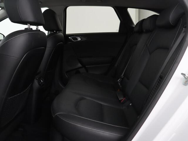 KIA CEE D Ceed 1.6 GDI PHEV ExecutiveLine | SOH 93% | Panoramadak | Stoelventilatie | Leder | Camera | Carplay | Half leder | Stuurverwarming | Full LED | Keyless | Navigatie | Digital Cockpit | Plug In