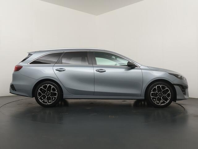 KIA CEE D Ceed Sportswagon 1.5 T-GDi GT-Line Automaat - Kantel/Schuifdak - ACC - Stoel / Stuurwielverwarming - Navigatie - Climate Control - Fabrieksgarantie tot 04-2032