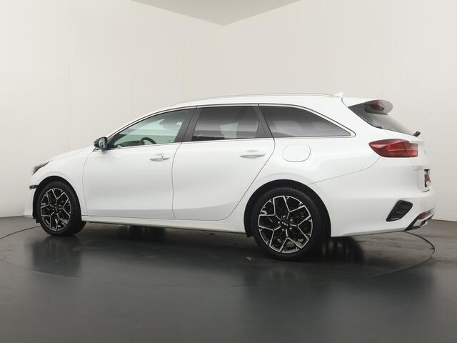 KIA CEE D Ceed Sportswagon 1.5 T-GDi GT-Line Navigatie - Achteruitrijcamera - Cruise Control - Apple & Android Carplay - Virena Zekerheidspakket ¤895,-