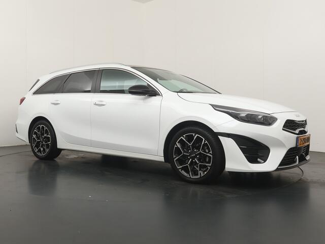 KIA CEE D Ceed Sportswagon 1.5 T-GDi GT-Line Navigatie - Achteruitrijcamera - Cruise Control - Apple & Android Carplay - Virena Zekerheidspakket ¤895,-