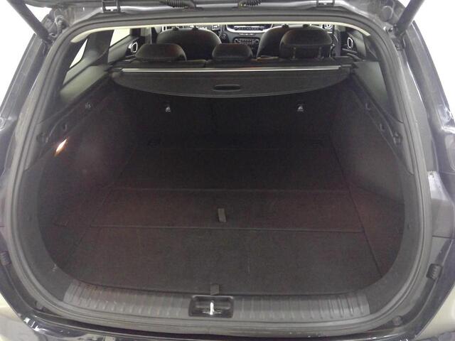 KIA CEE D CEED SPORTSWAGON 1.5 T-GDi DYNAMICPLUSLINE I TREKHAAK (1410KG) I STOEL/STUURVERWARMING I P-CAMERA