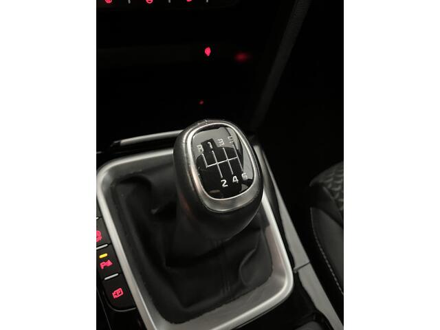 KIA CEE D Ceed Sportswagon 1.5 T-GDi DynamicPlusLine 1E EIGN/ECC/CAMERA/APPLE/STOELVERW.