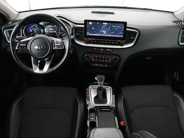 KIA CEE D Ceed 1.6 GDI PHEV DynamicPlusLine | Trekhaak | Stoelverwarming | Adaptive cruise | Camera | Carplay | Half leder | Full LED | Keyless | File Assistent | Navigatie | Plug In